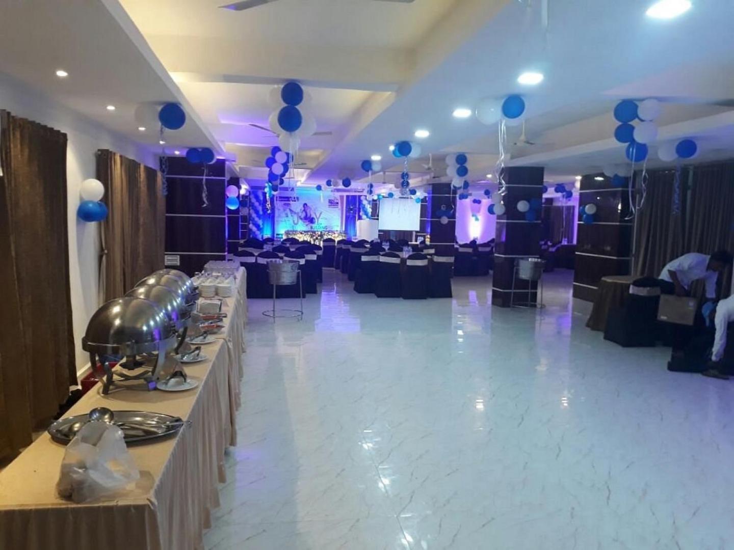 Hotel Akash Sarovar Purulia Buitenkant foto