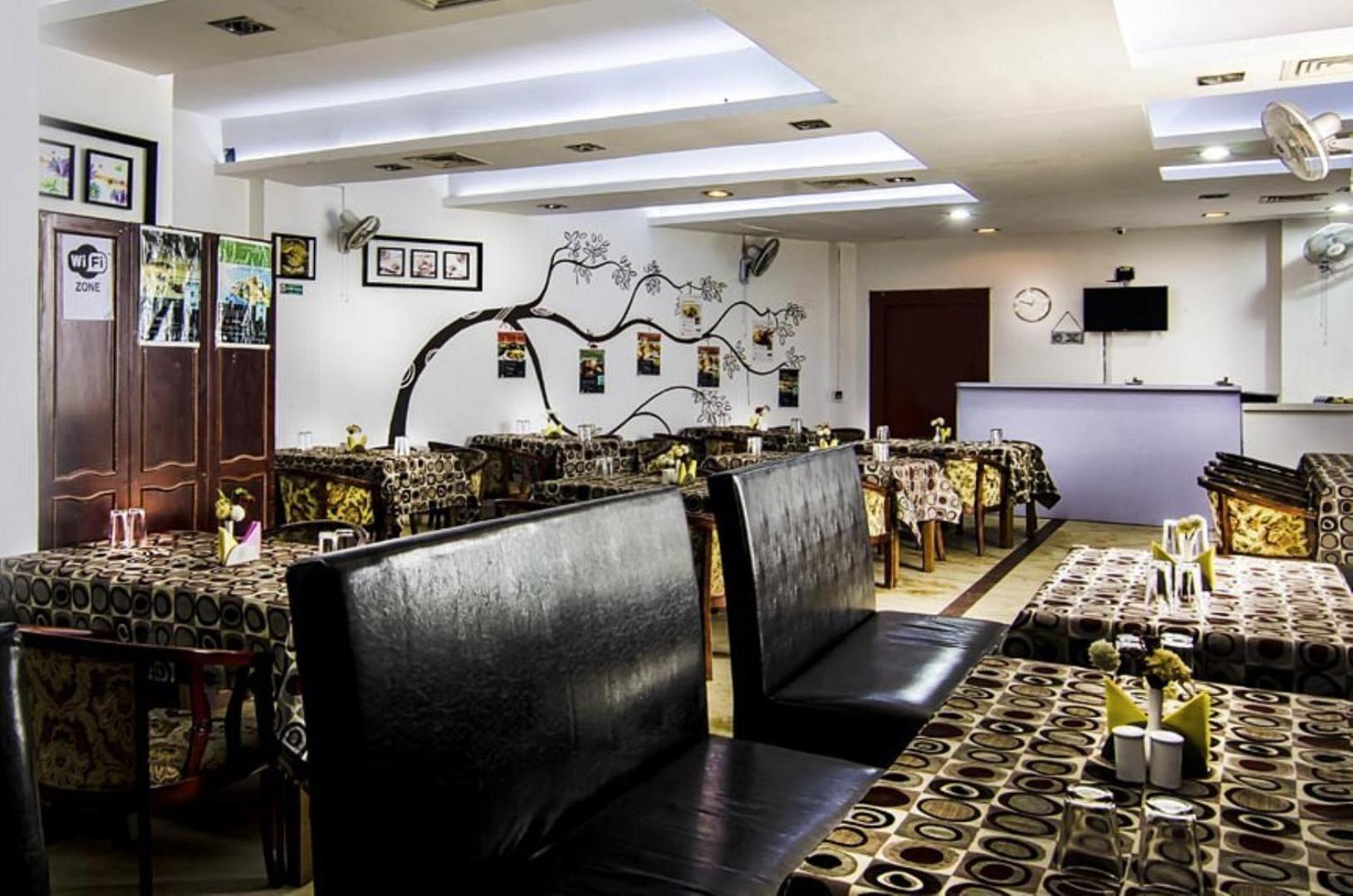 Hotel Akash Sarovar Purulia Buitenkant foto