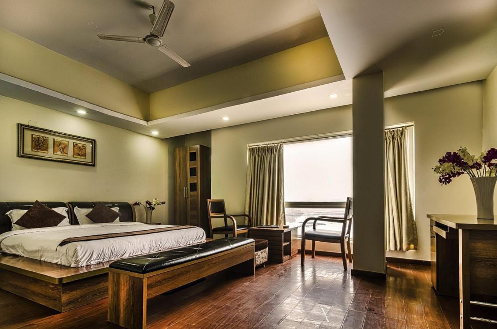 Hotel Akash Sarovar Purulia Buitenkant foto